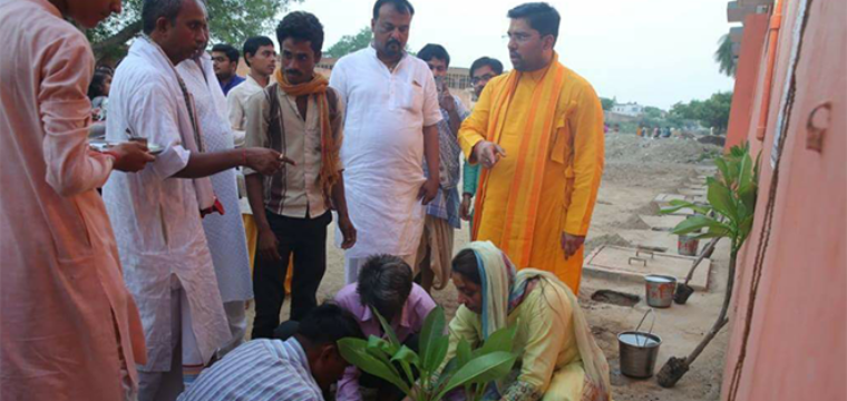 Tree Plantation at Vaidik Yatra Gurukul